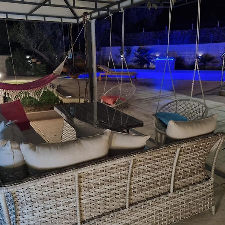 Villa Holiday Apartments Бар Экстерьер фото