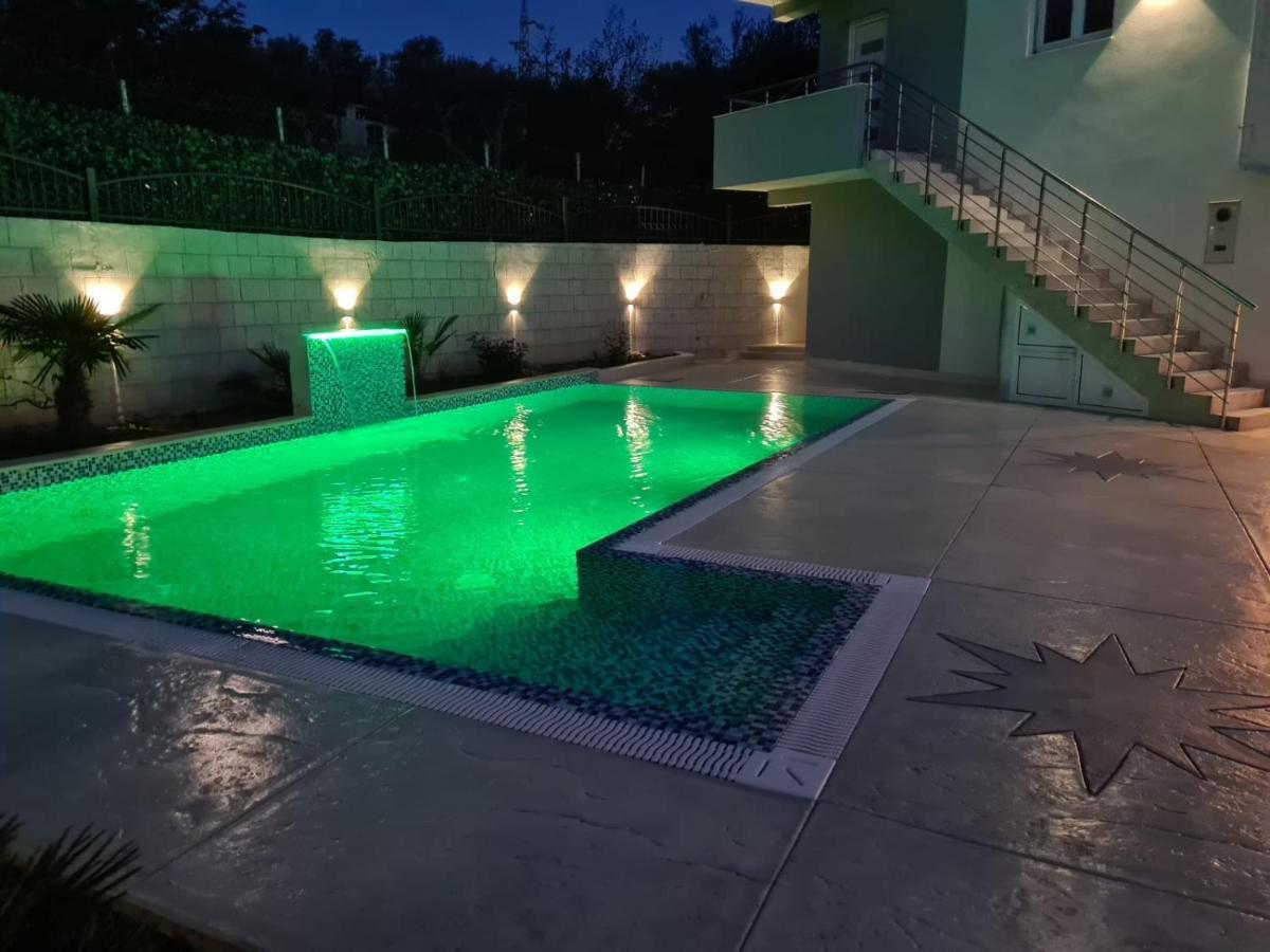 Villa Holiday Apartments Бар Экстерьер фото