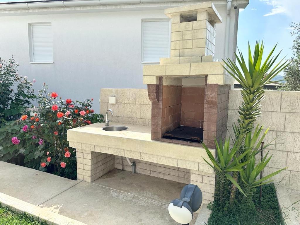 Villa Holiday Apartments Бар Экстерьер фото
