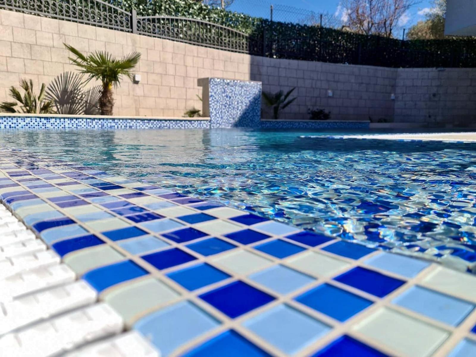 Villa Holiday Apartments Бар Экстерьер фото